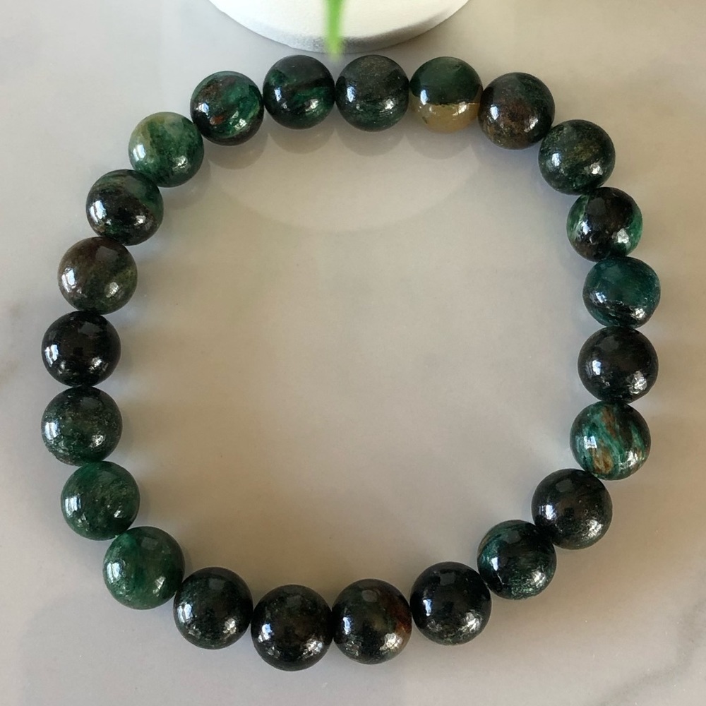 Emerald 8mm Natural Stone Beads Stretchable Bracelet - Picture 3 of 6